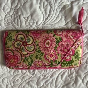 Vera Bradley Large Passport Travel Wallet Pink & Green Floral